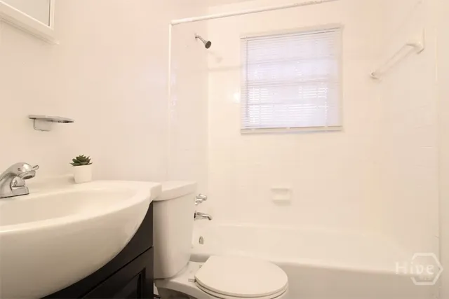 $1,595 | 1204 East Anderson Street, Savannah, GA 31404