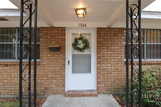 $1,595 | 1204 East Anderson Street, Savannah, GA 31404