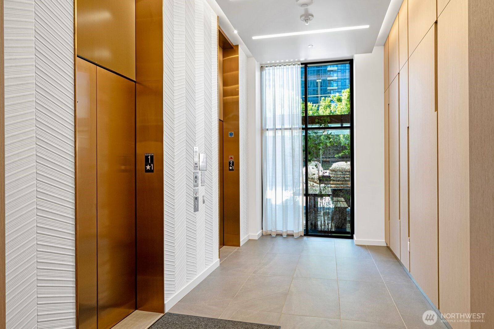 10232 Northeast 10th Street, Unit 1207 Bellevue, WA 98004 - Photo 2 of 28