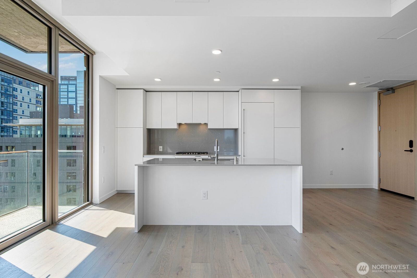 10232 Northeast 10th Street, Unit 1207 Bellevue, WA 98004 - Photo 7 of 28