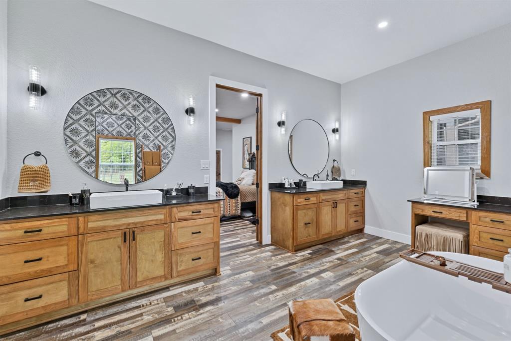 7940 Dick Price Road Mansfield, TX 76063 - Photo 24 of 40 Soaking Tub and Full Shower behind!