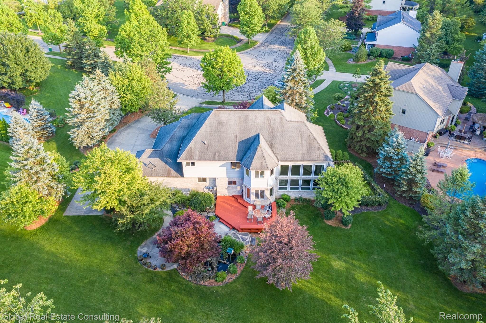 47756 Rochester Drive Novi, MI 48374 - Photo 58 of 62 IMG_1129.JPG