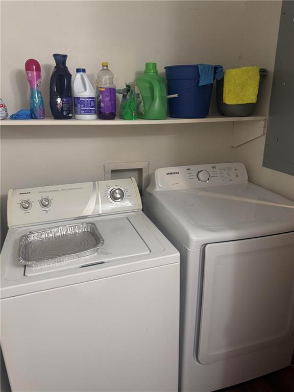 4701 Flat Shoals Road, Unit 41G Union City, GA 30291 - Photo 10 of 16 a utility room with dryer and washer