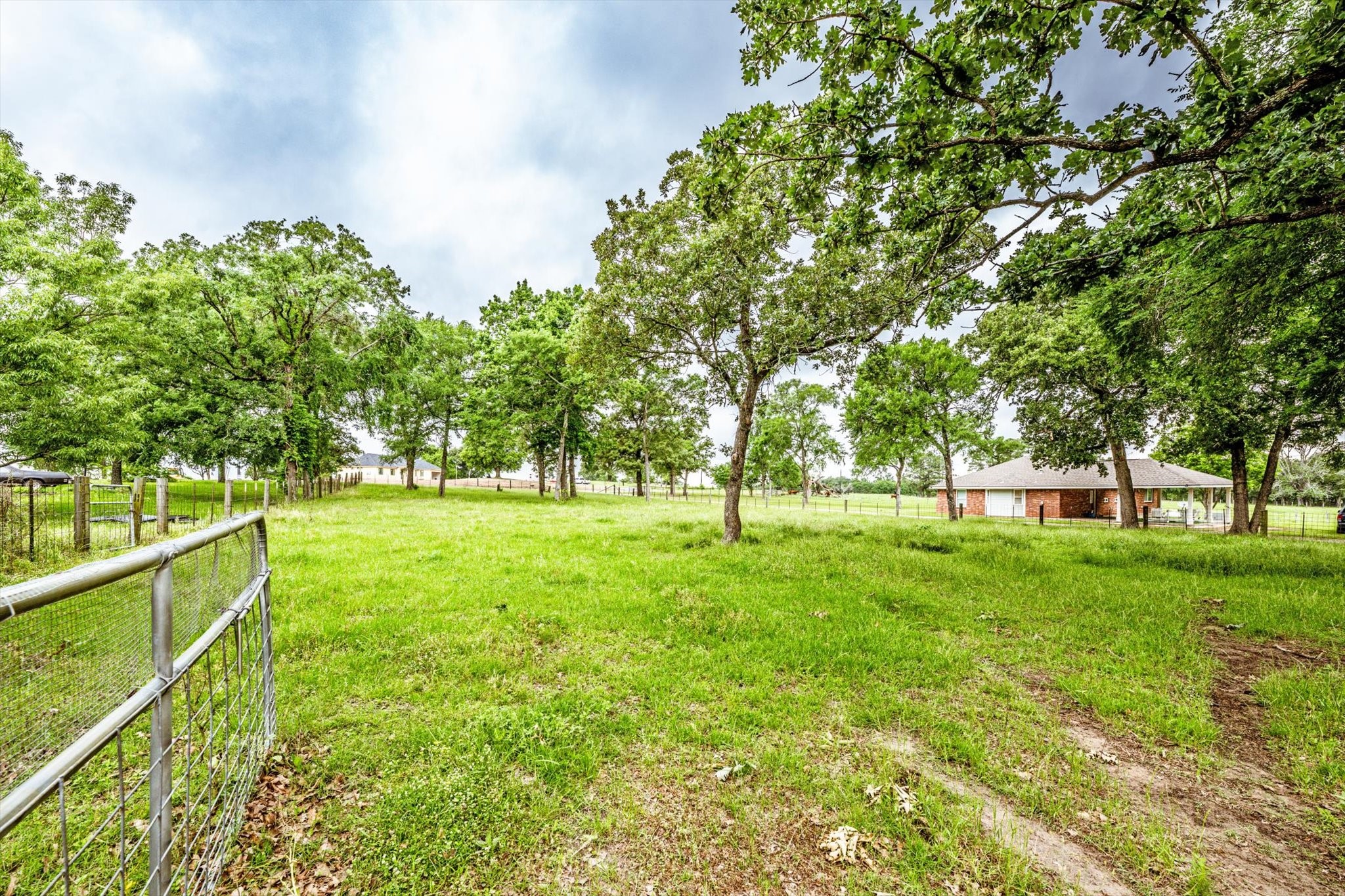 218 Rosenwall Road Huntsville, TX 77320 - Photo 12 of 39