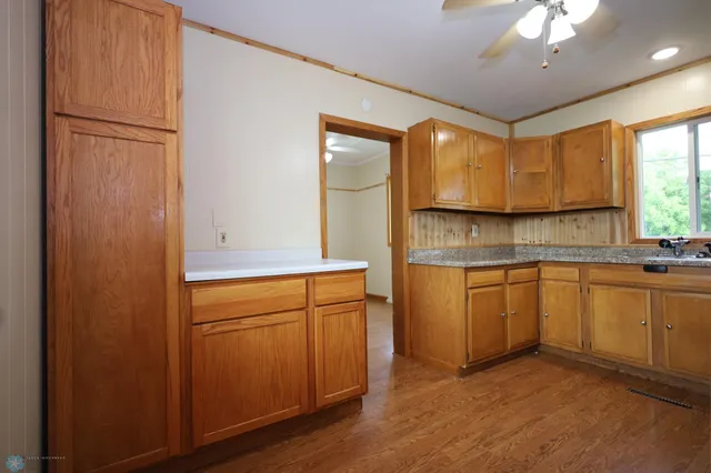 $225,000 | 120 2nd Street Northwest, Hillsboro, ND 58045