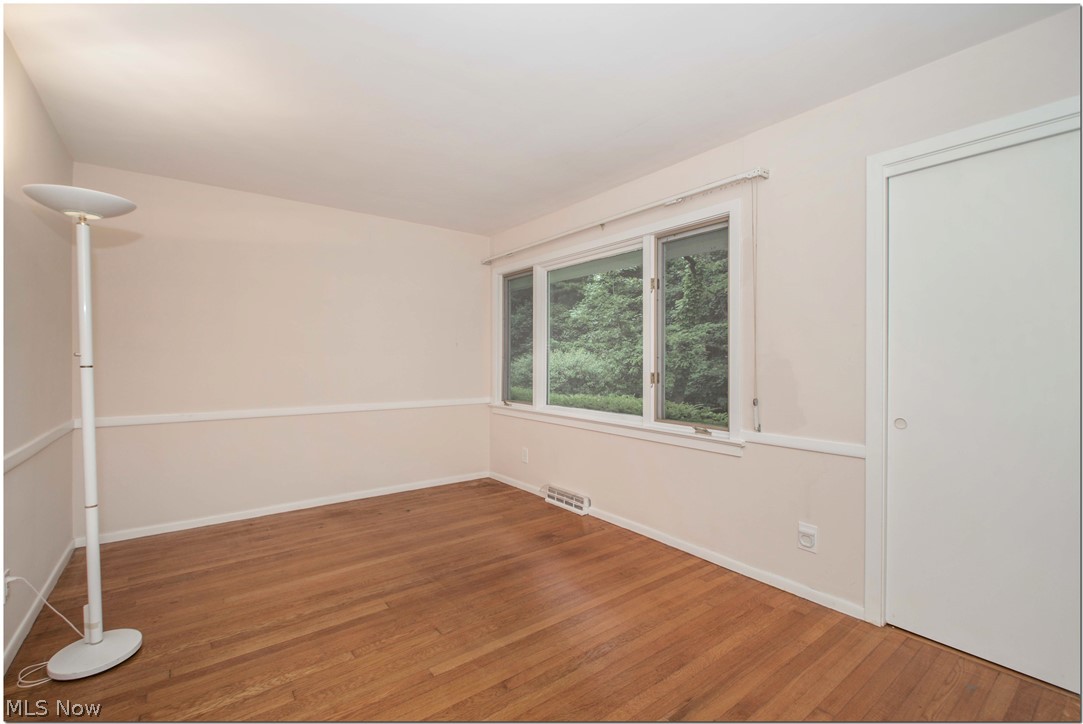 2060 Middleton Road Hudson, OH 44236 - Photo 21 of 33 Bedroom 3