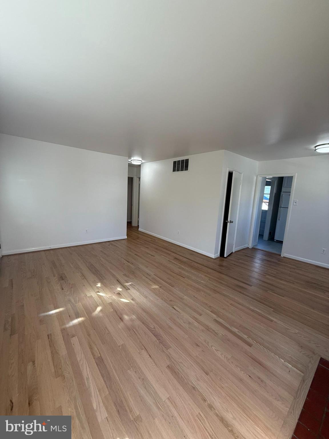 3601 17th Street North Arlington, VA 22207 - Photo 3 of 20