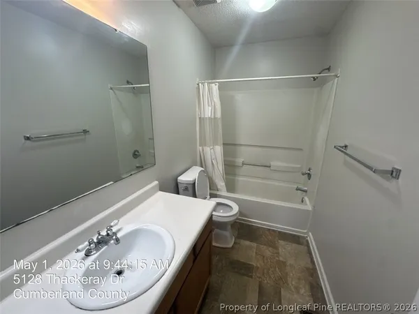 $1,550 | 5128 Thackeray Drive, Fayetteville, NC 28306