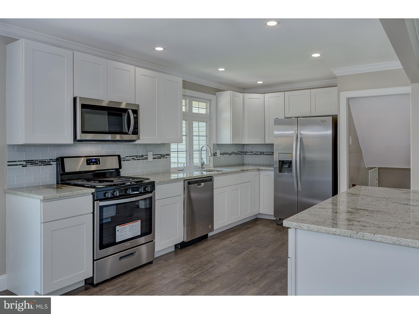 28 Spruce Road Burlington, NJ 08016 - Photo 8 of 24