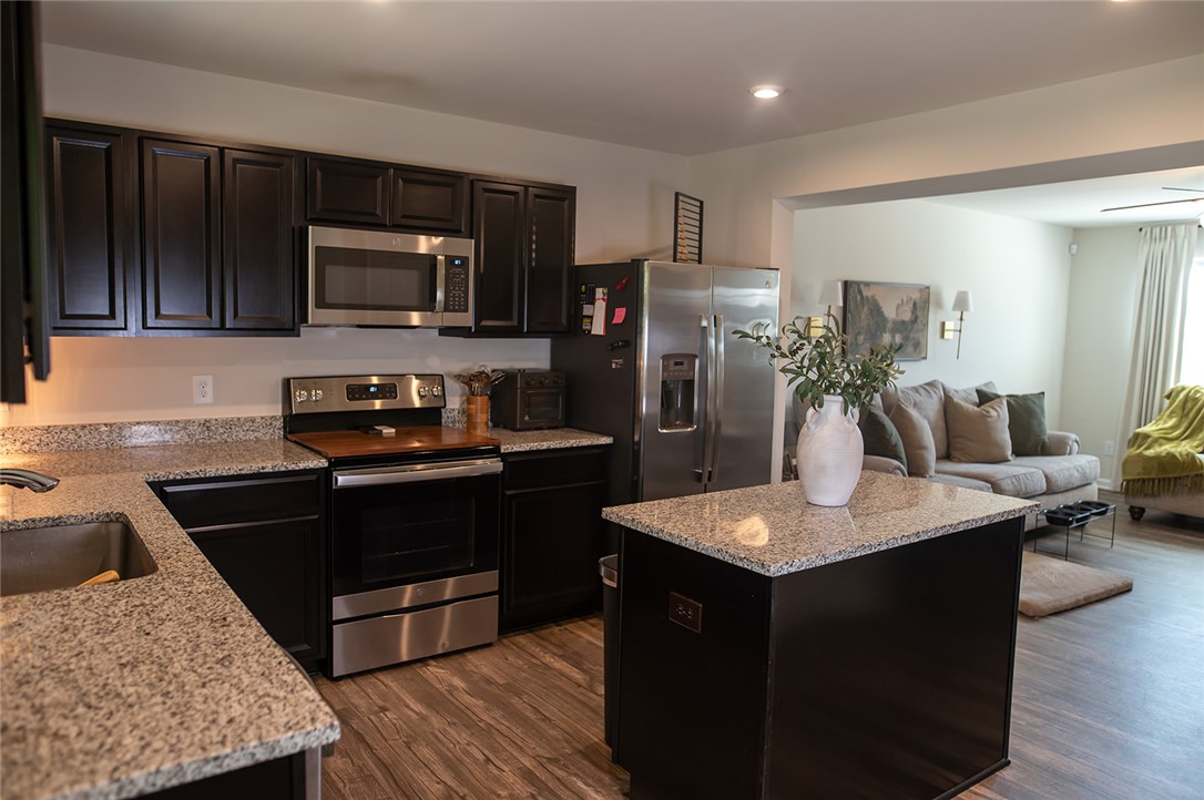 110 Nicklaus Drive Anderson, SC 29621 - Photo 6 of 25 Kitchen
