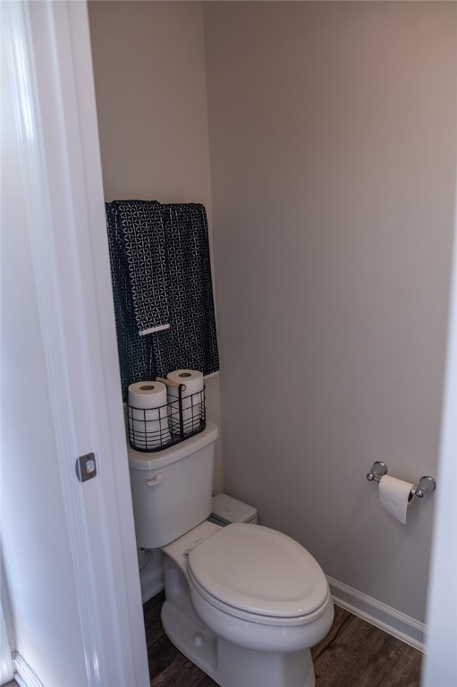 110 Nicklaus Drive Anderson, SC 29621 - Photo 8 of 25 Powder room