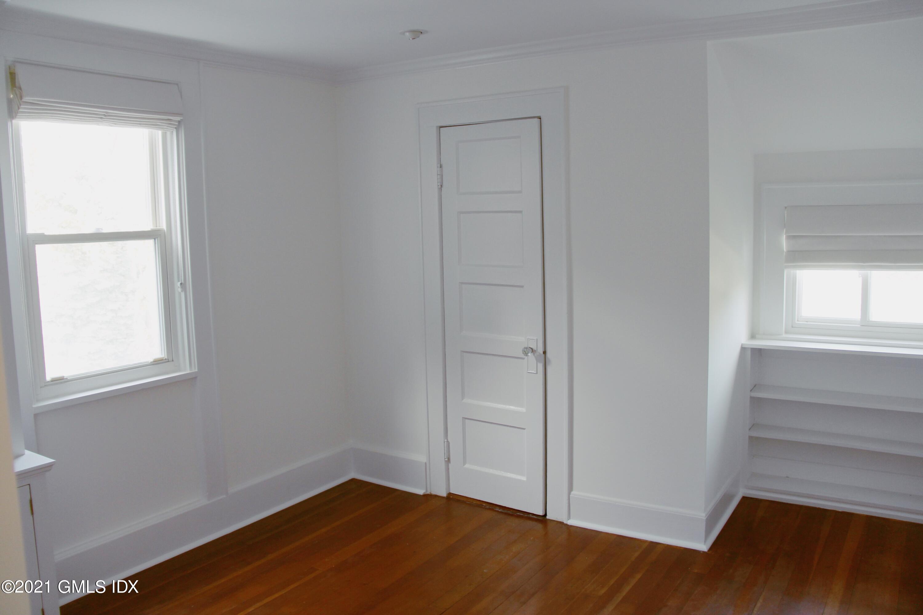 71 Benjamin Street Old Greenwich, CT 06870 - Photo 22 of 26 IMG_2208