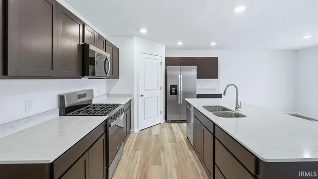 $289,900 | 984 Rookery Way, New Haven, IN 46774