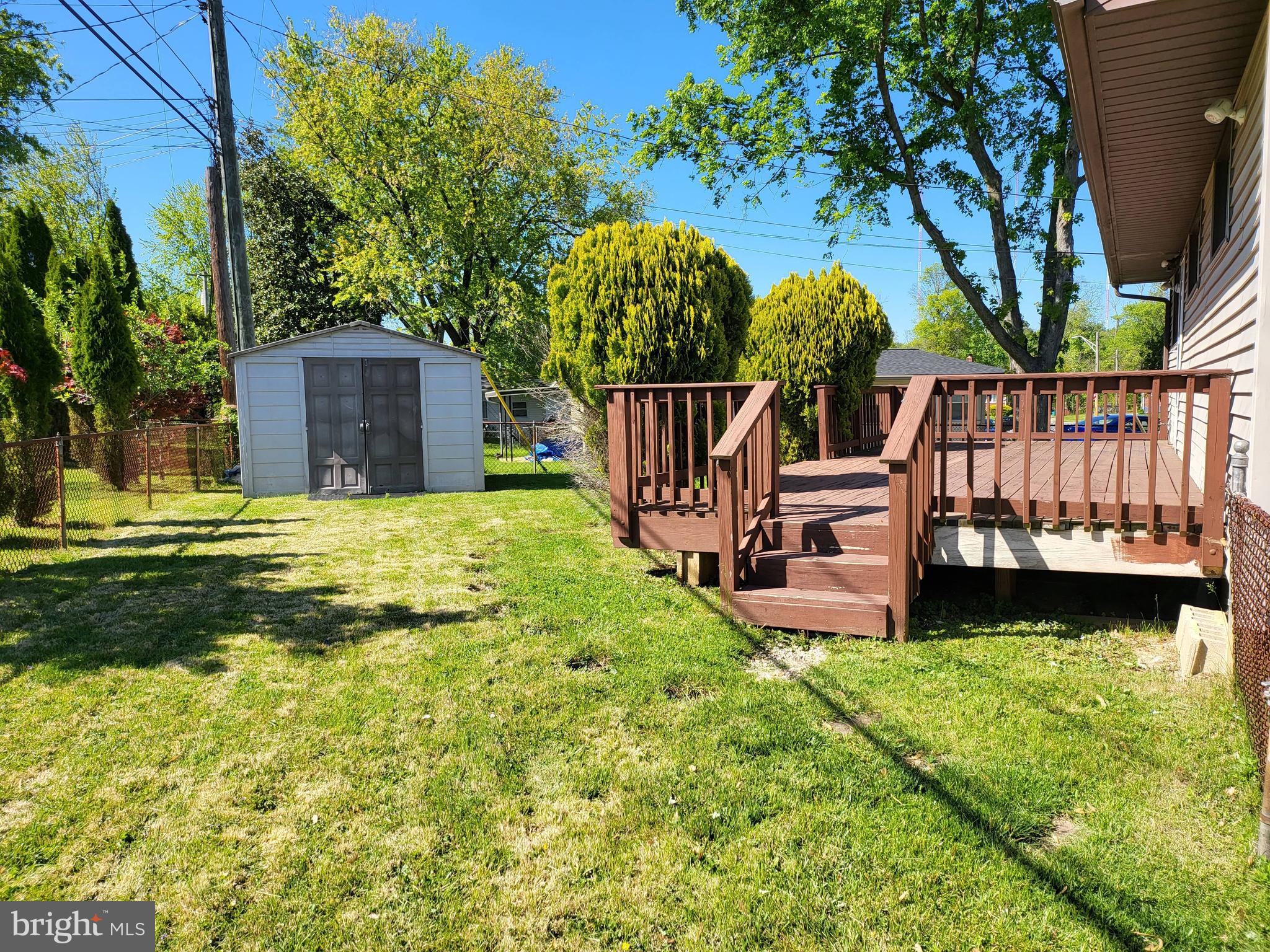 8600 Dovedale Road Randallstown, MD 21133 - Photo 14 of 20 Lovely rear deck