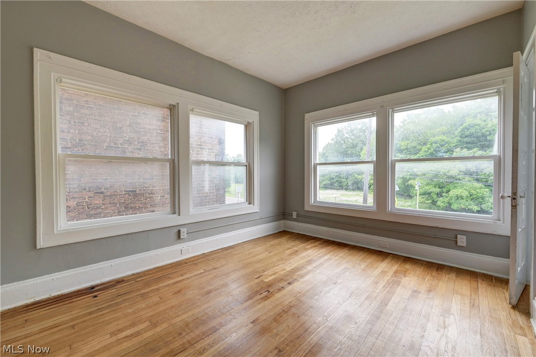 14120 Superior Road Cleveland, OH 44118 - Photo 21 of 24