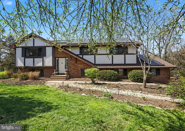 $364,700 | 5007 Snyder Mill Road, Spring Grove, PA 17362