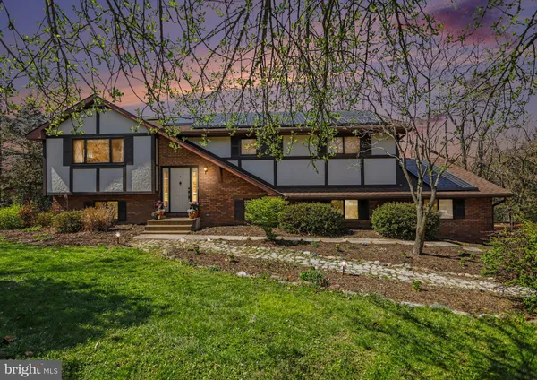 $364,700 | 5007 Snyder Mill Road, Spring Grove, PA 17362