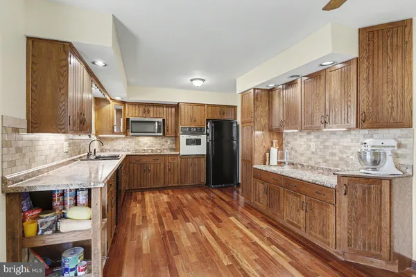 $364,700 | 5007 Snyder Mill Road, Spring Grove, PA 17362