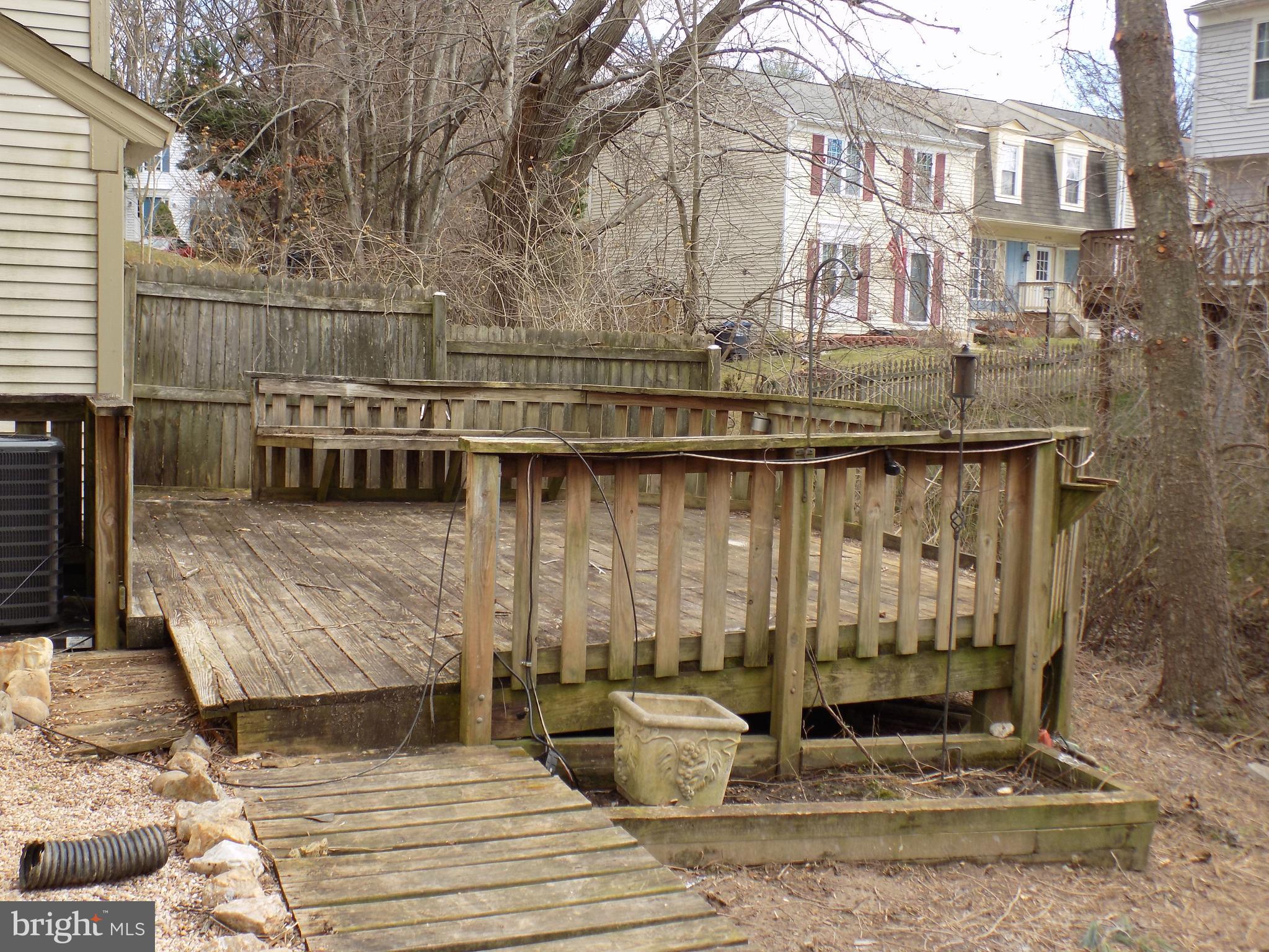 10598 Reed's Landing Circle Burke, VA 22015 - Photo 14 of 14 Back deck will be powerwashed