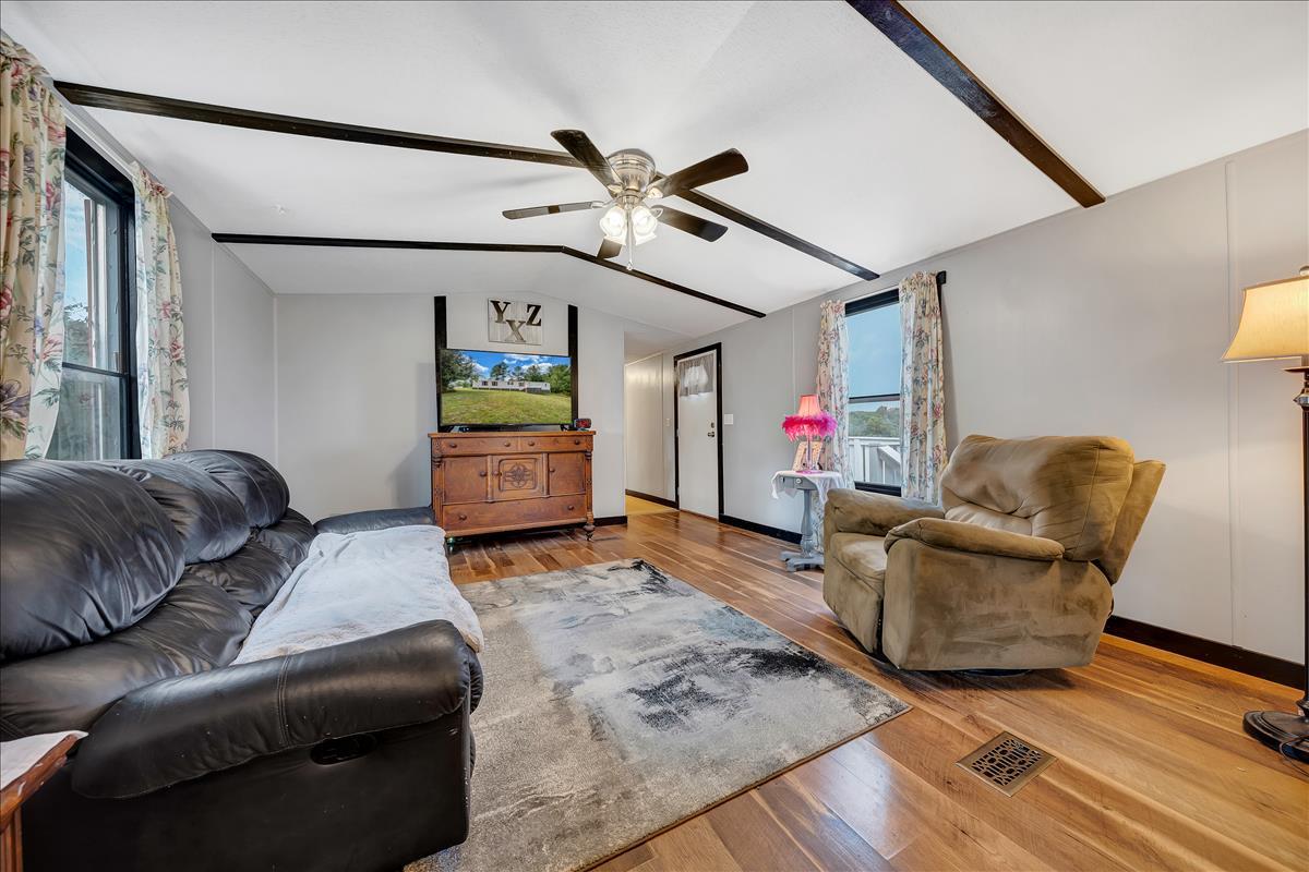 102 Ramblin Rose Road Vinton, VA 24179 - Photo 10 of 22 living room 3