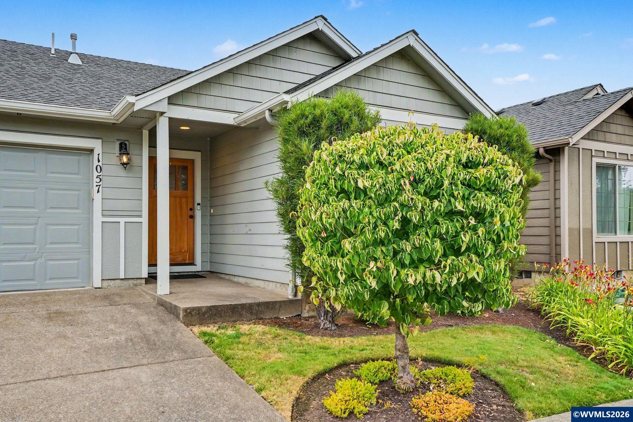 1057 Taurus Loop Northeast Keizer, OR 97303 - Photo 3 of 28