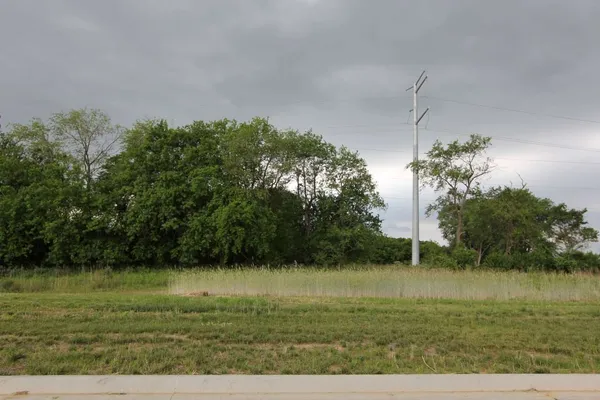 $63,000 | 7123 North Water Oak Drive, Edwards, IL 61528