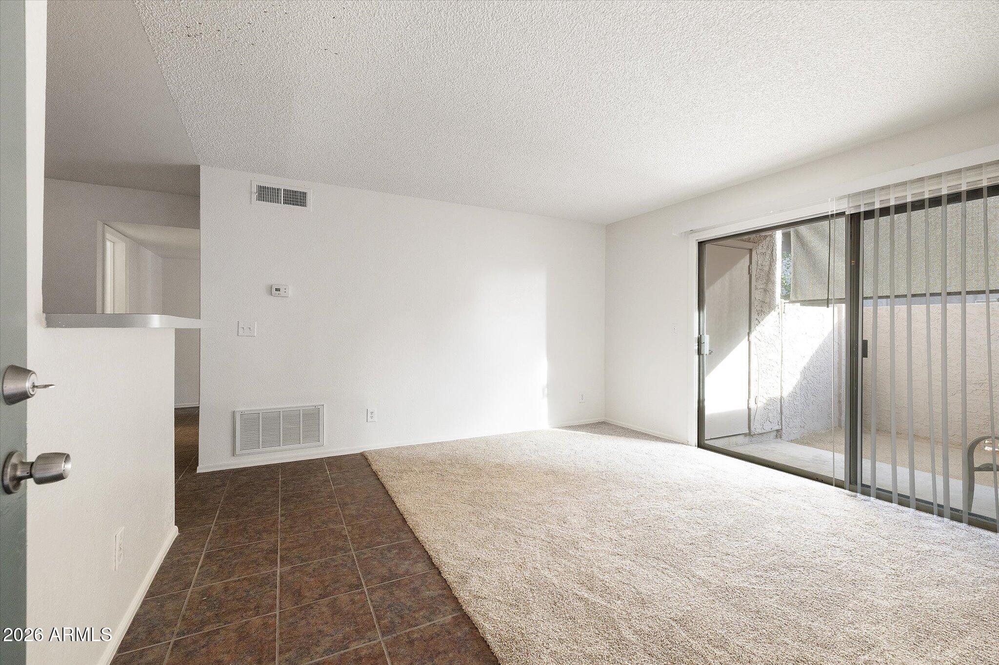 623 West Guadalupe Road, Unit 130 Mesa, AZ 85210 - Photo 13 of 29 living room