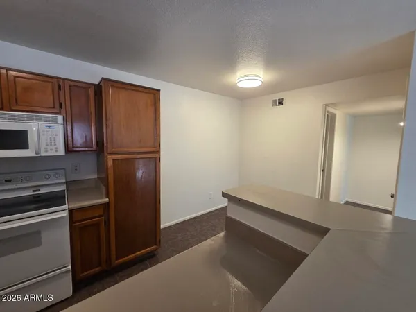 $216,000 | 623 West Guadalupe Road, Unit 130, Mesa, AZ 85210