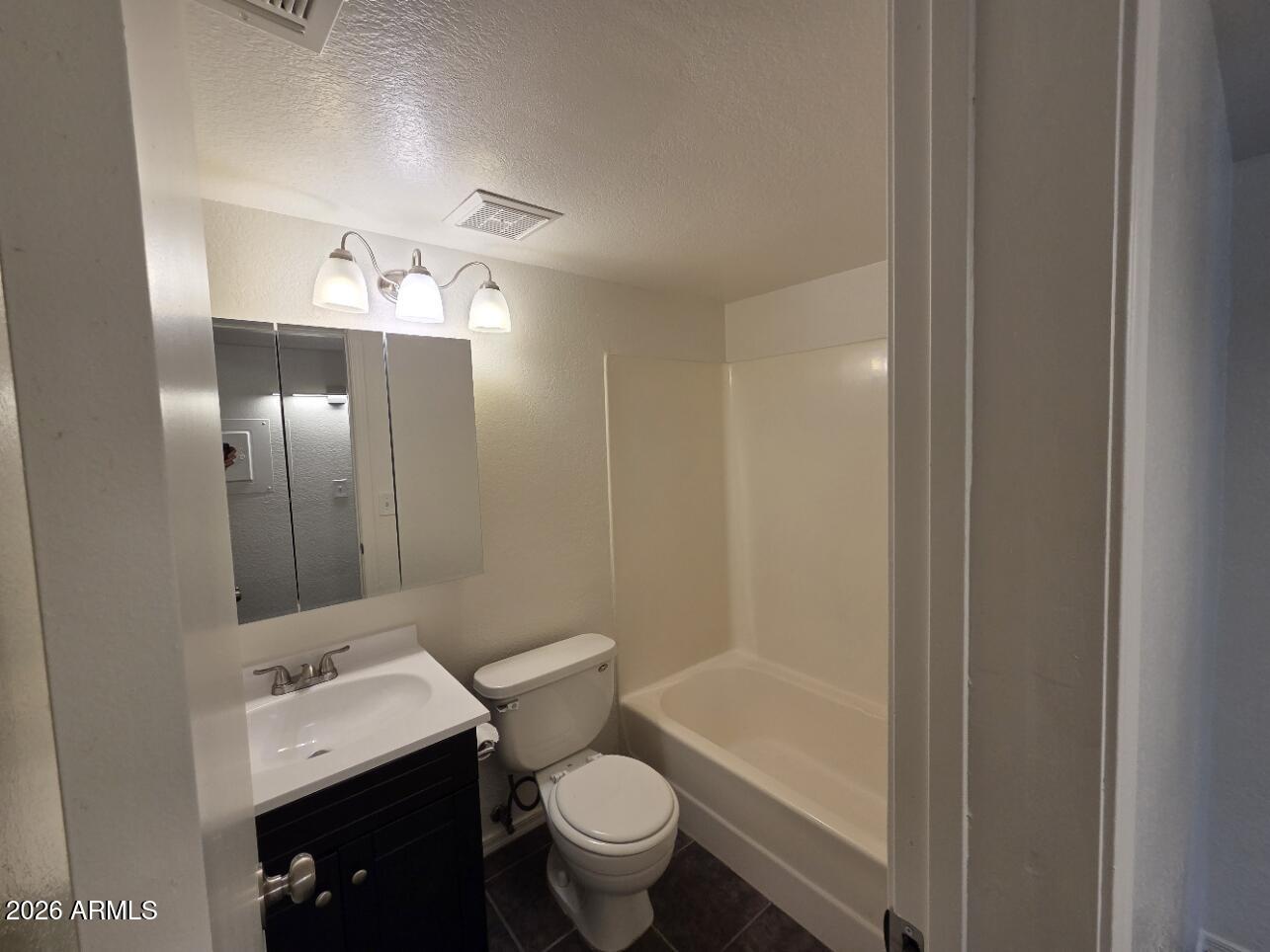 623 West Guadalupe Road, Unit 130 Mesa, AZ 85210 - Photo 9 of 17 2guest bath full