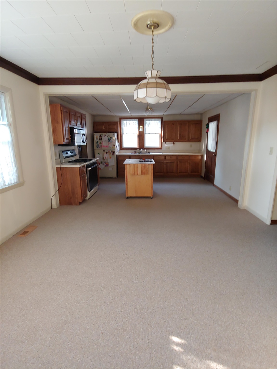 230 South 4th Street Decatur, IN 46733 - Photo 12 of 21