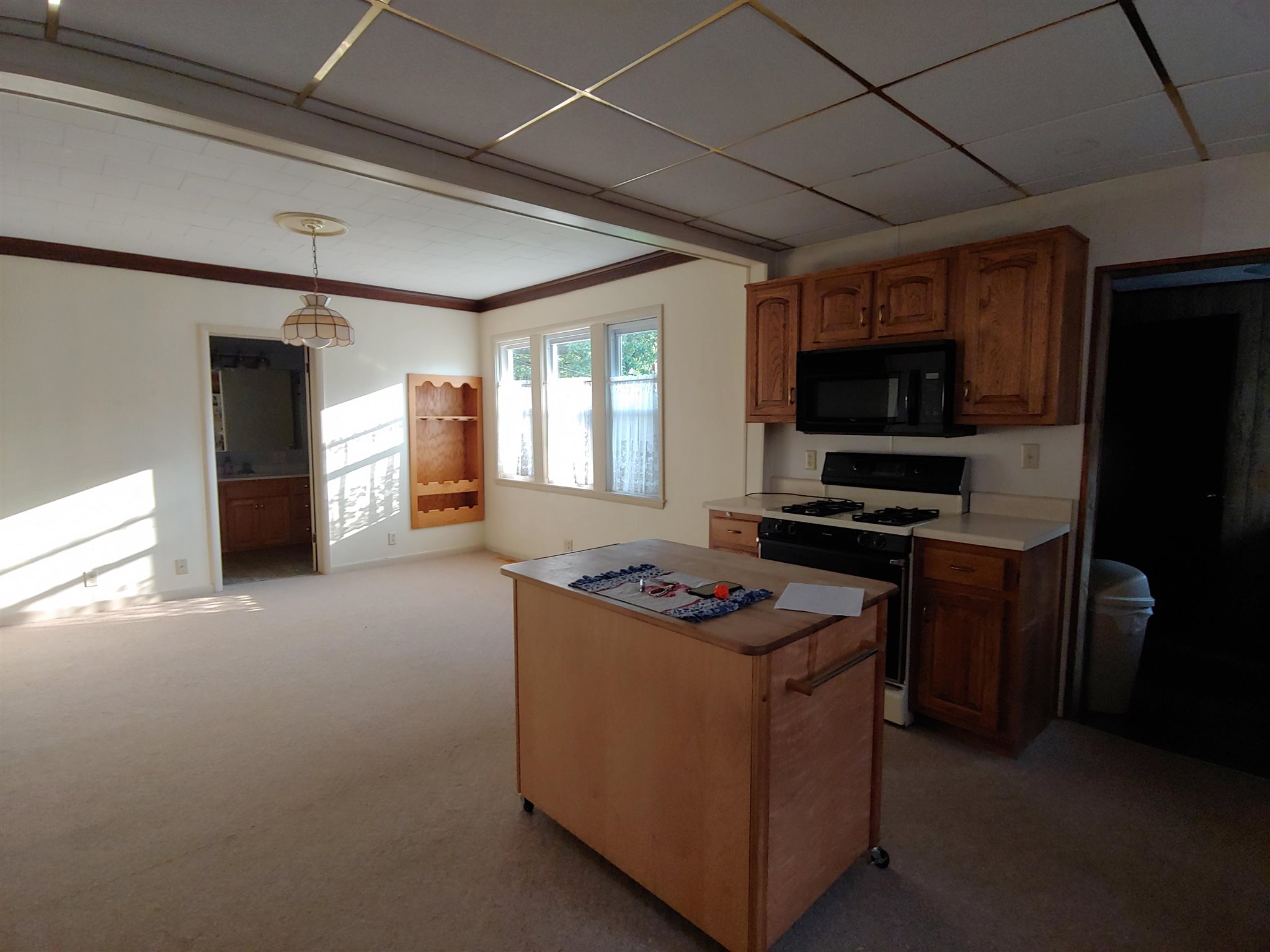 230 South 4th Street Decatur, IN 46733 - Photo 9 of 21