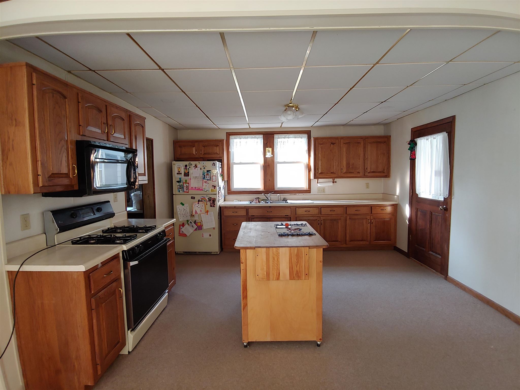230 South 4th Street Decatur, IN 46733 - Photo 10 of 21