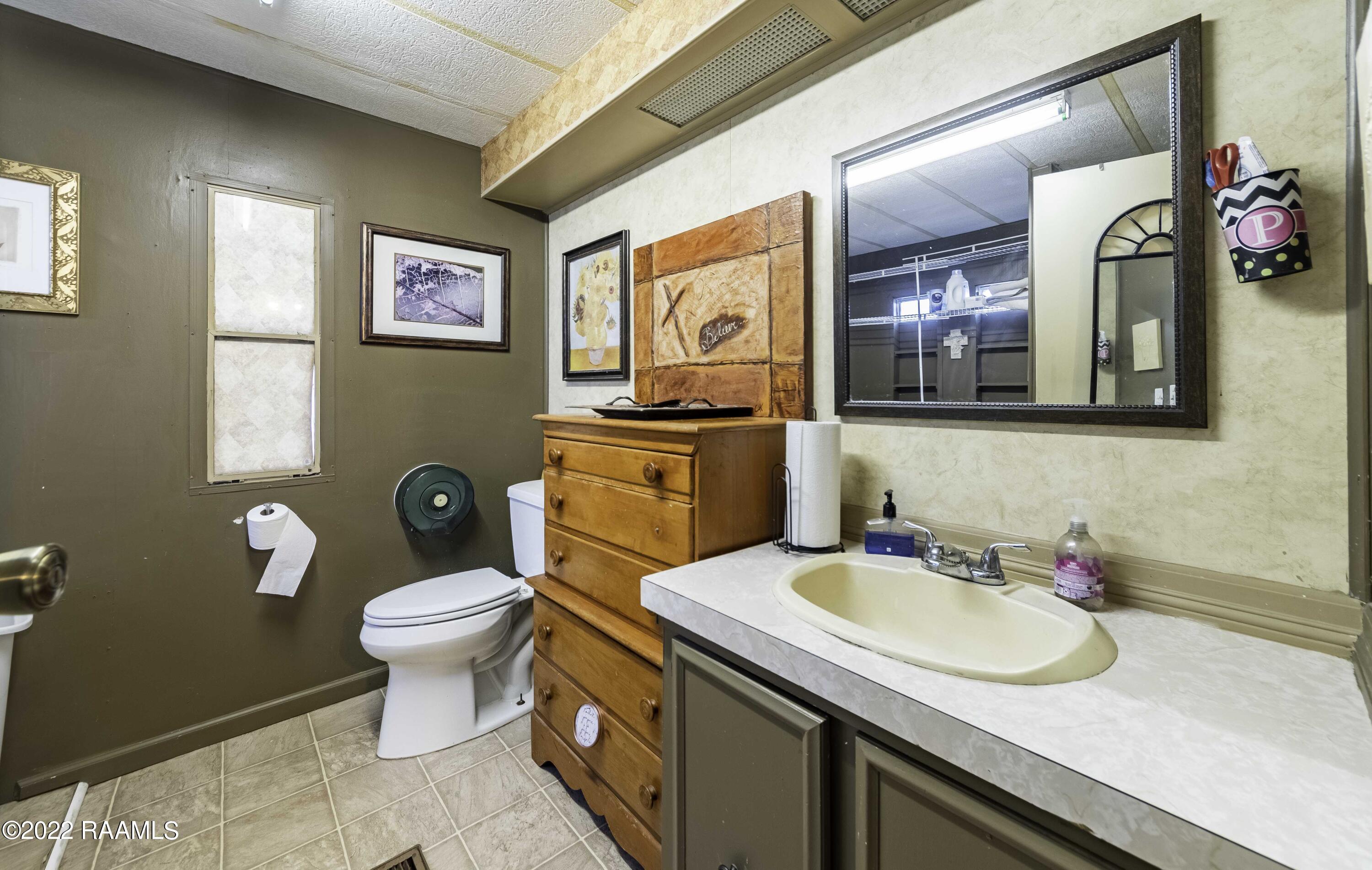 117 Promise Wy Road Scott, LA 70583 - Photo 5 of 5 Bathroom 1