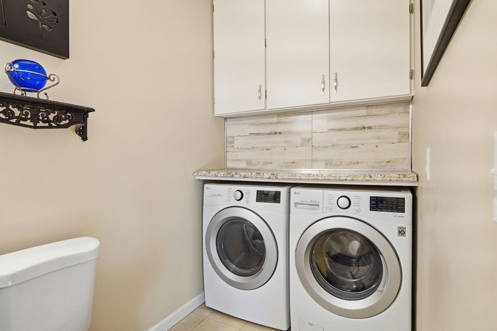 1077 Main Street Agawam, MA 01001 - Photo 16 of 40