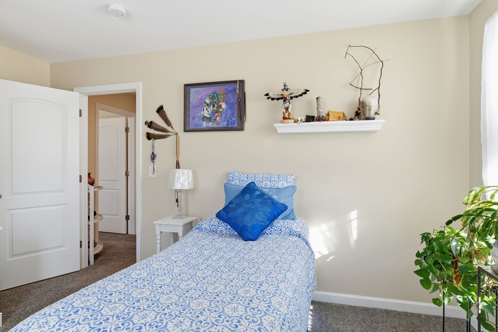 1077 Main Street Agawam, MA 01001 - Photo 20 of 40