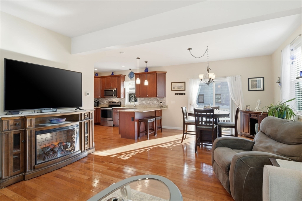 1077 Main Street Agawam, MA 01001 - Photo 5 of 40