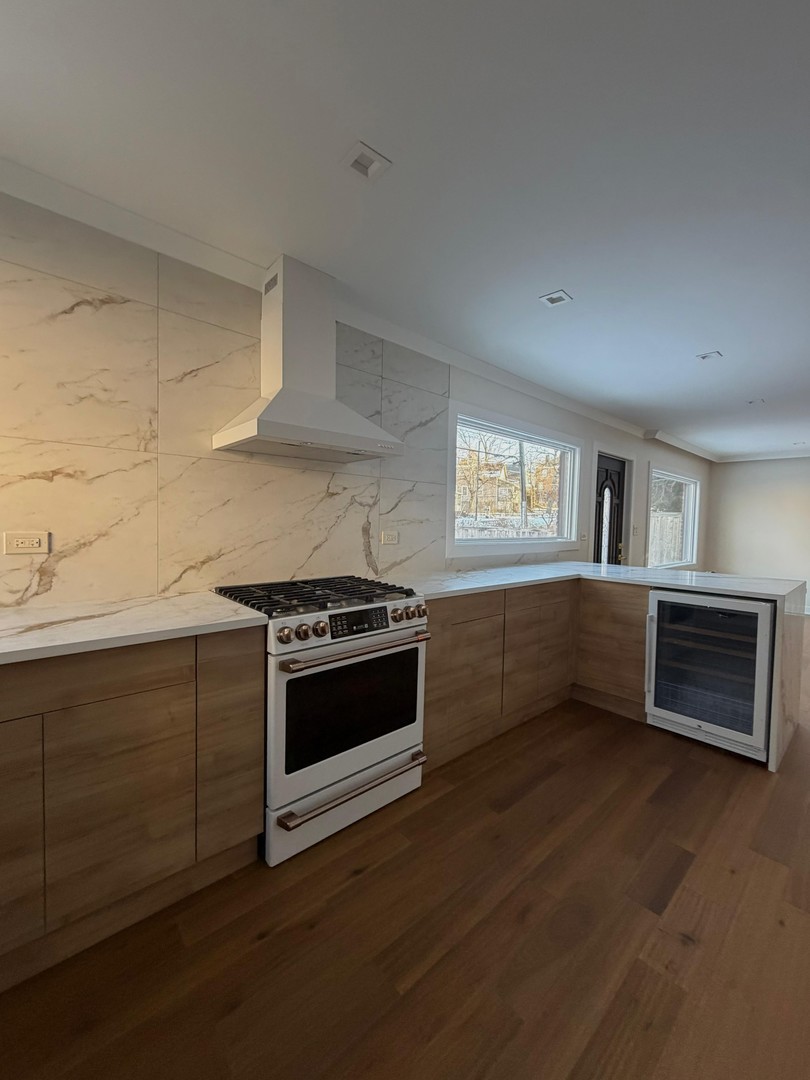 830 Deerfield Road Highland Park, IL 60035 - Photo 13 of 23