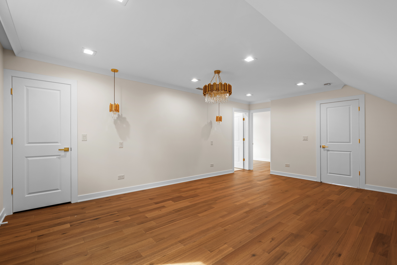 830 Deerfield Road Highland Park, IL 60035 - Photo 19 of 40 an empty room with wooden floor and windows