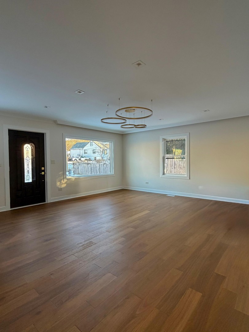 830 Deerfield Road Highland Park, IL 60035 - Photo 8 of 23