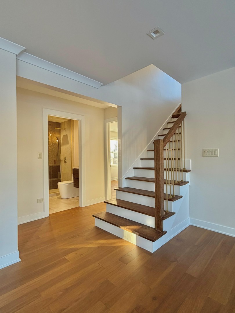 830 Deerfield Road Highland Park, IL 60035 - Photo 10 of 23