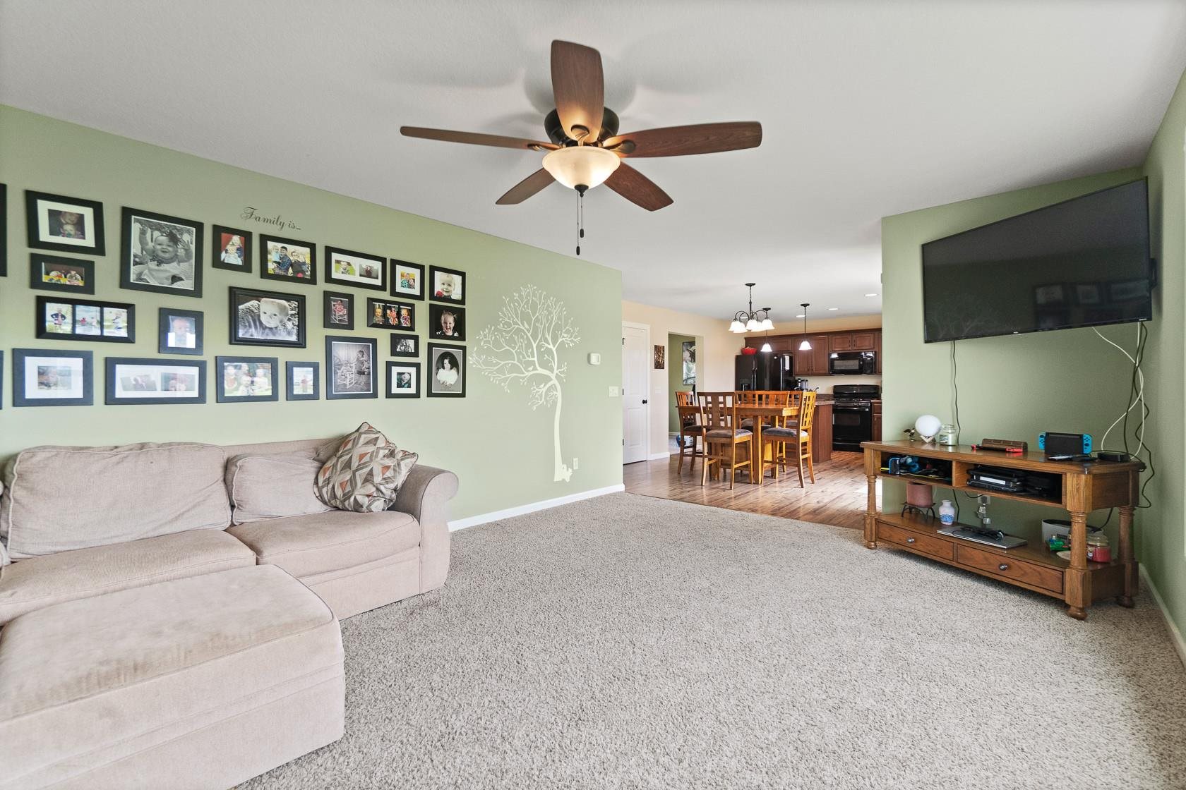 2747 Stonecrop Road Huntertown, IN 46748 - Photo 8 of 34