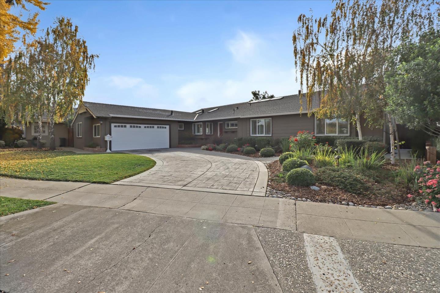 2725 Richland Avenue, San Jose, CA 95125 Compass