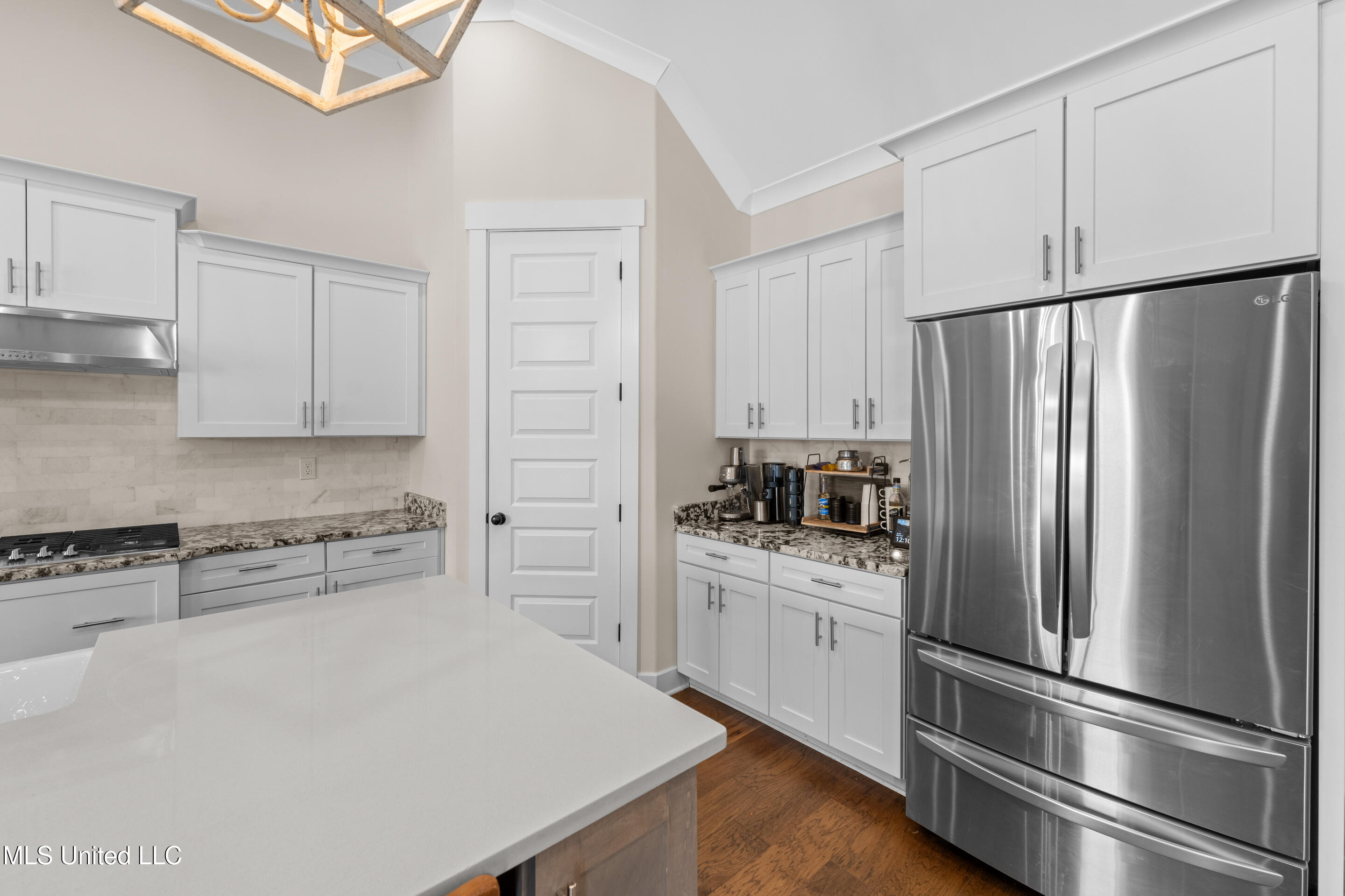 13604 Live Oak Loop Olive Branch, MS 38654 - Photo 12 of 35 DSC04684