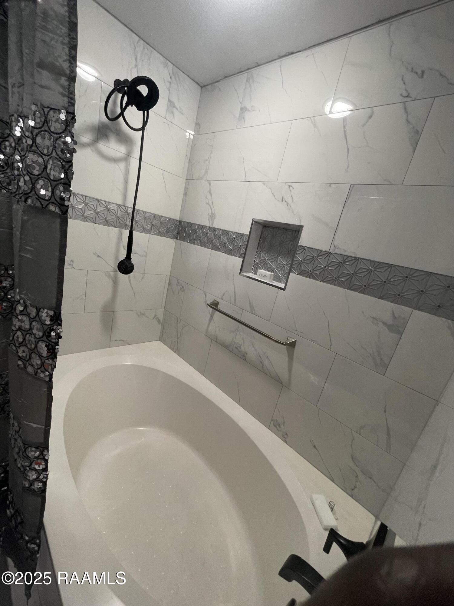 2808 Acorn Drive Violet, LA 70092 - Photo 4 of 13 IMG_3918