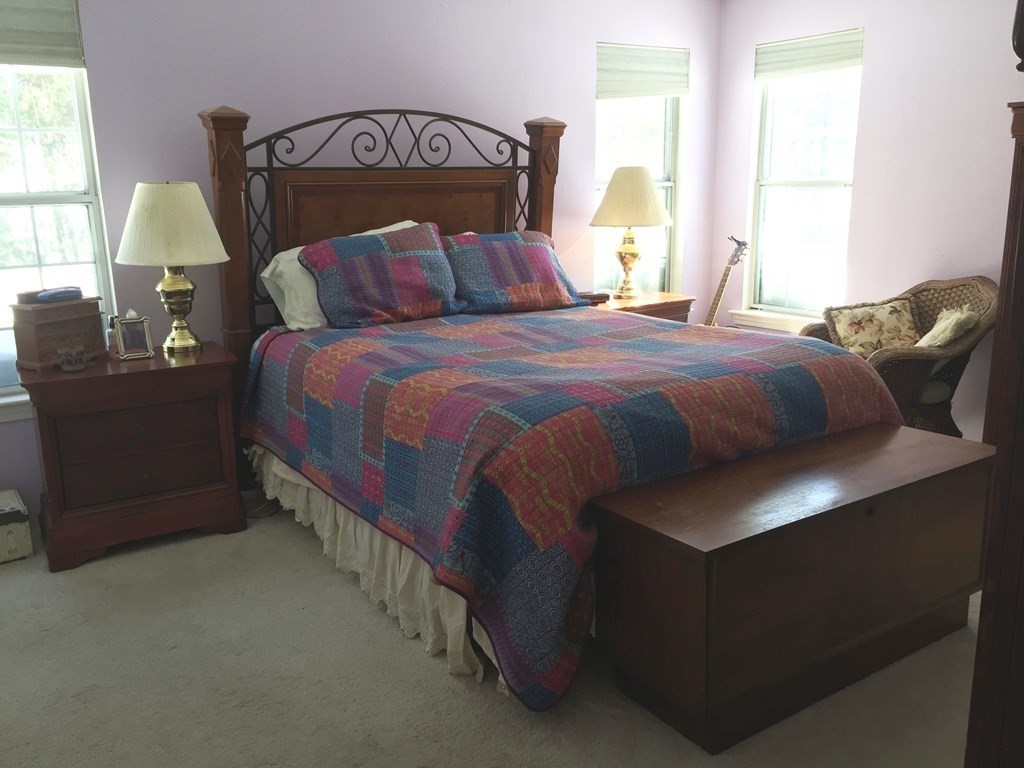 923 Ridgefield Circle, Unit D Clinton, MA 01510 - Photo 5 of 13 Gallery Image 5