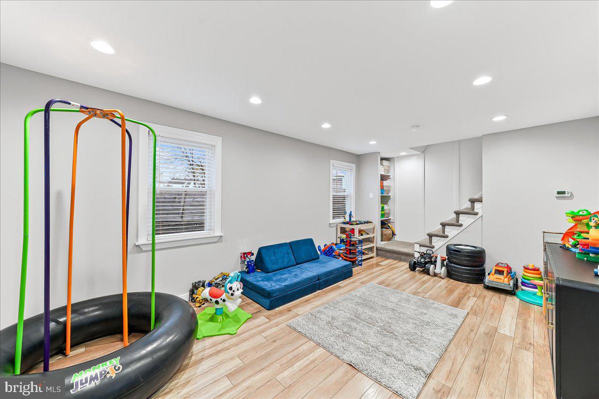 2330 Poe Road Secane, PA 19018 - Photo 11 of 33 a living room with furniture and a large window