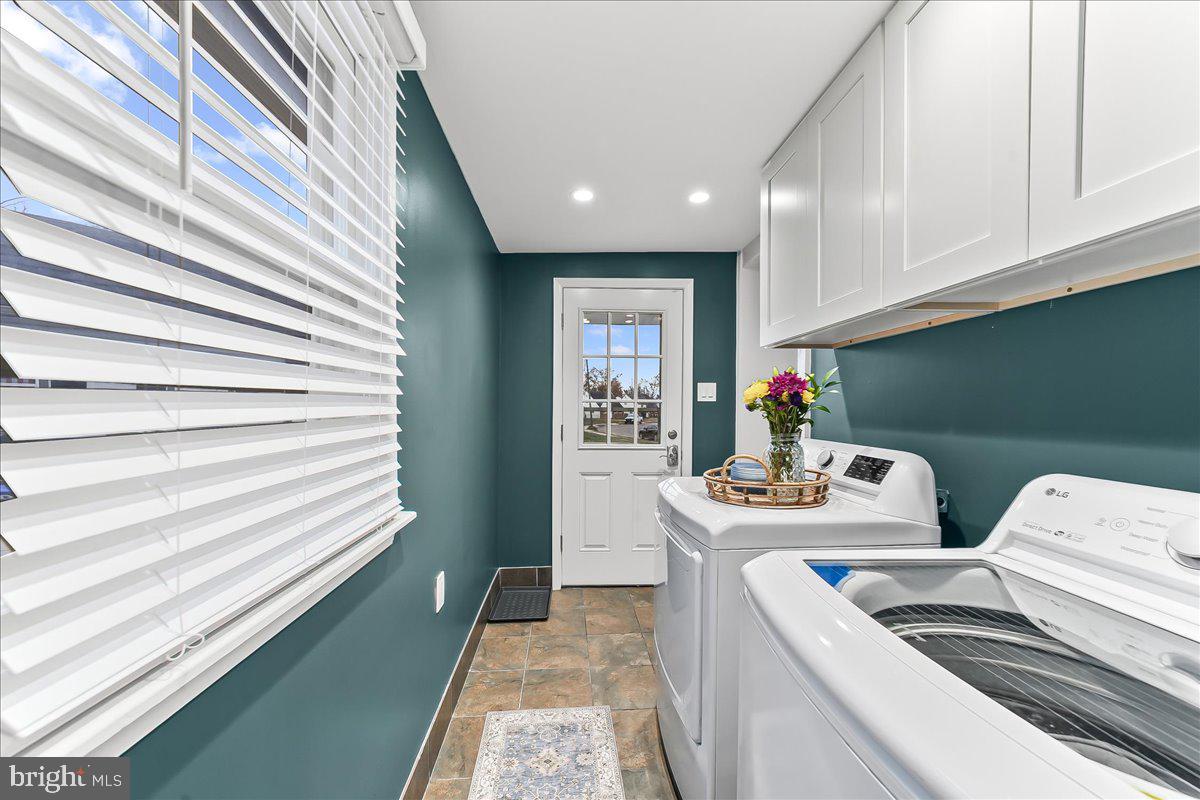 2330 Poe Road Secane, PA 19018 - Photo 20 of 33 a kitchen with a sink and cabinets