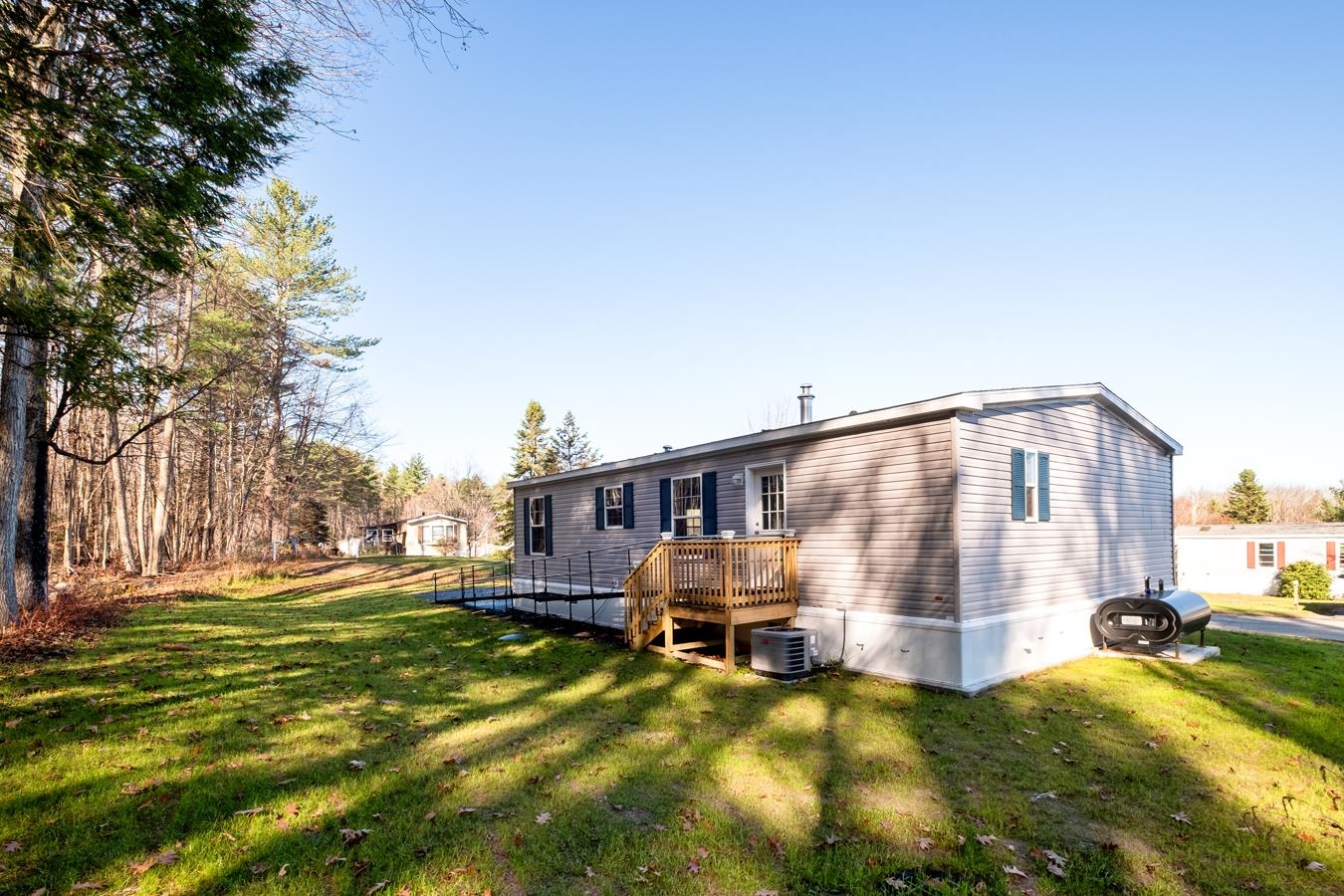 10 Cleo Circle Rochester, NH 03868 - Photo 3 of 30