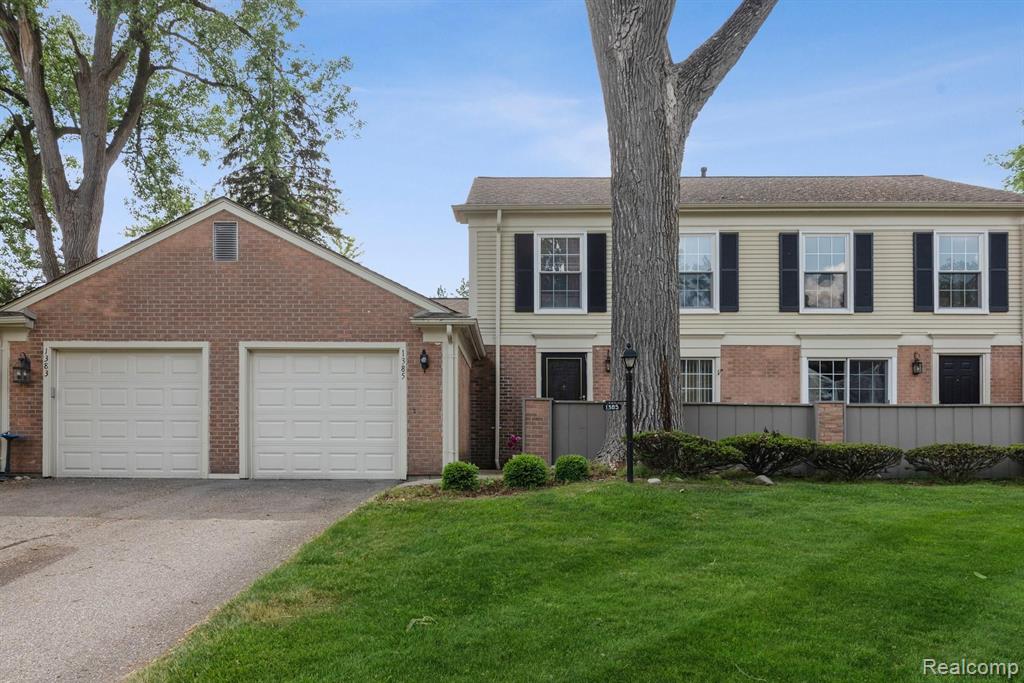 1385 Paddle Wheel Lane Rochester, MI 48306 - Photo 1 of 27
