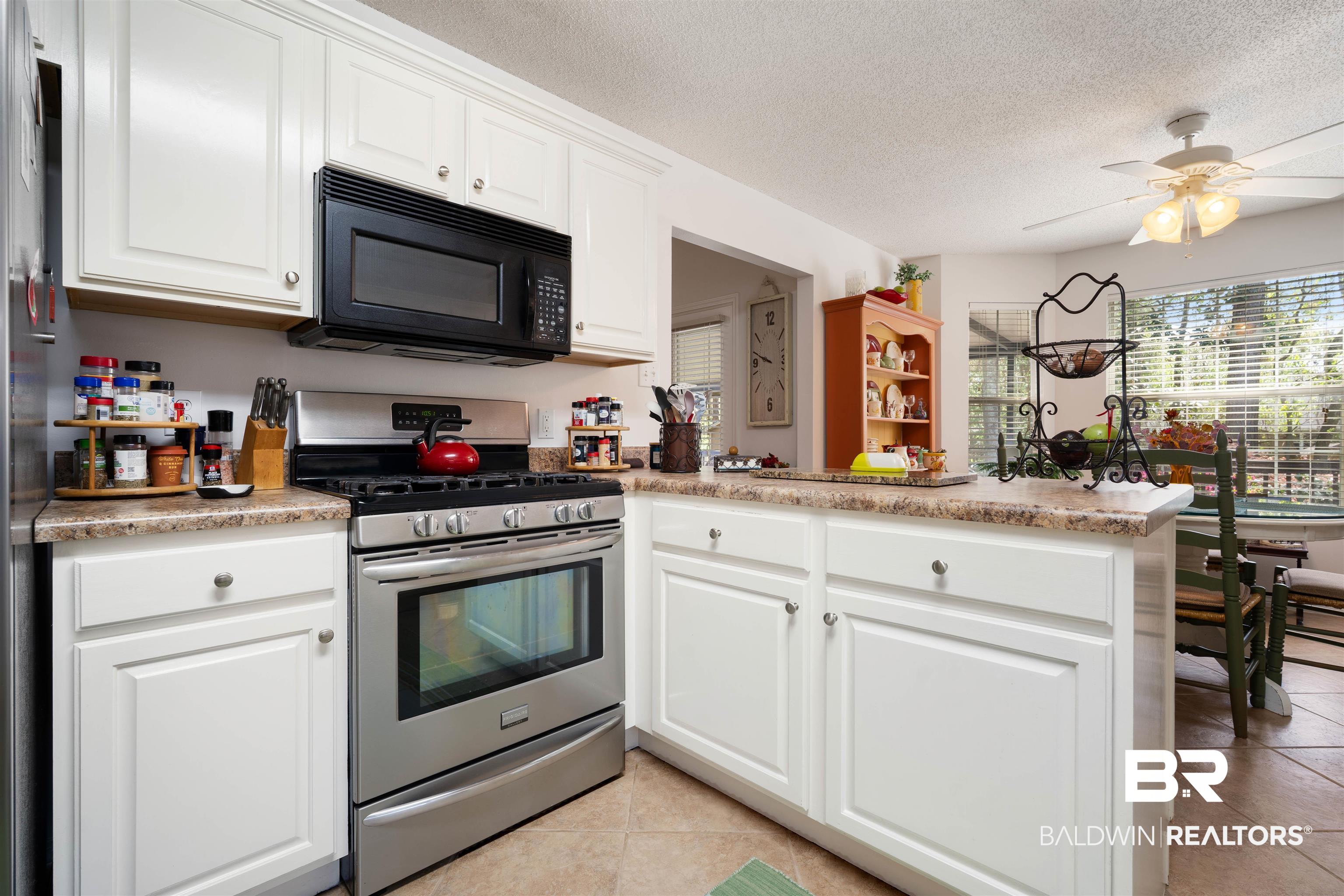 2165 Spring Grove North Mobile, AL 36695 - Photo 8 of 33